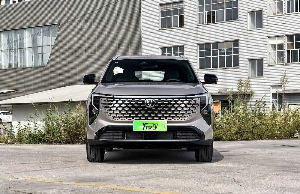 imgi_3_1_3(22) Changan CS55 PLUS 2026– Factory Price From China | Chinese Ev Cars in Ethiopia - Image 1