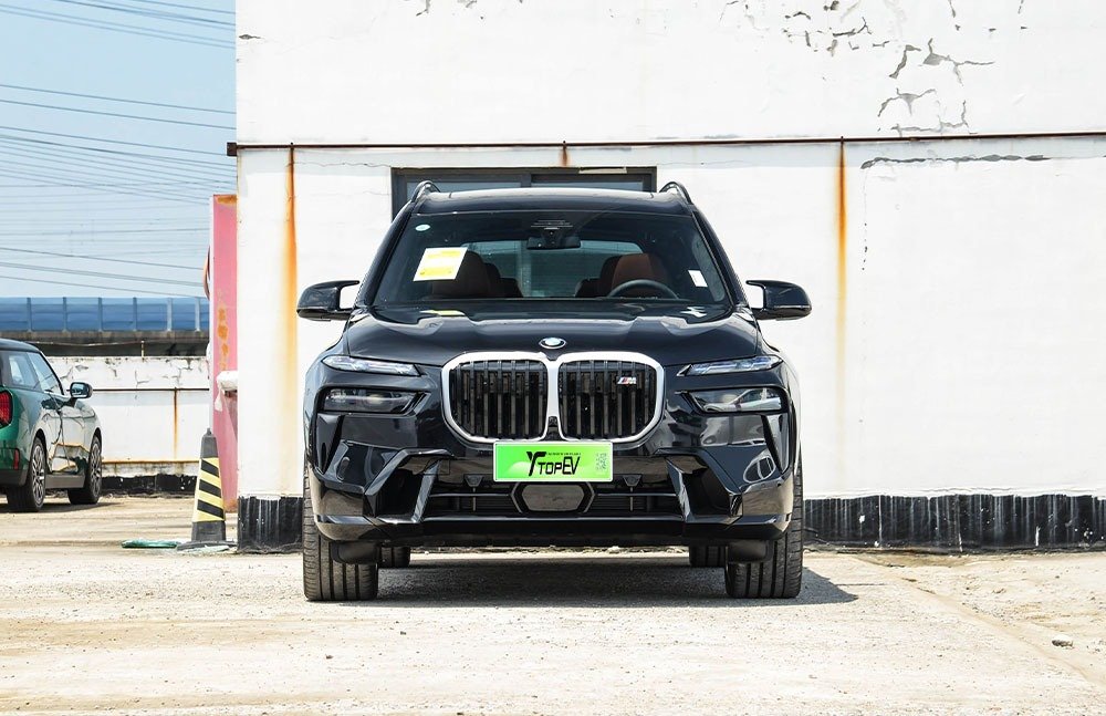 imgi_3_1_3(74) BMW X7 2026– Ready for Export From China | Chinese Ev Cars in Ethiopia - Image 1