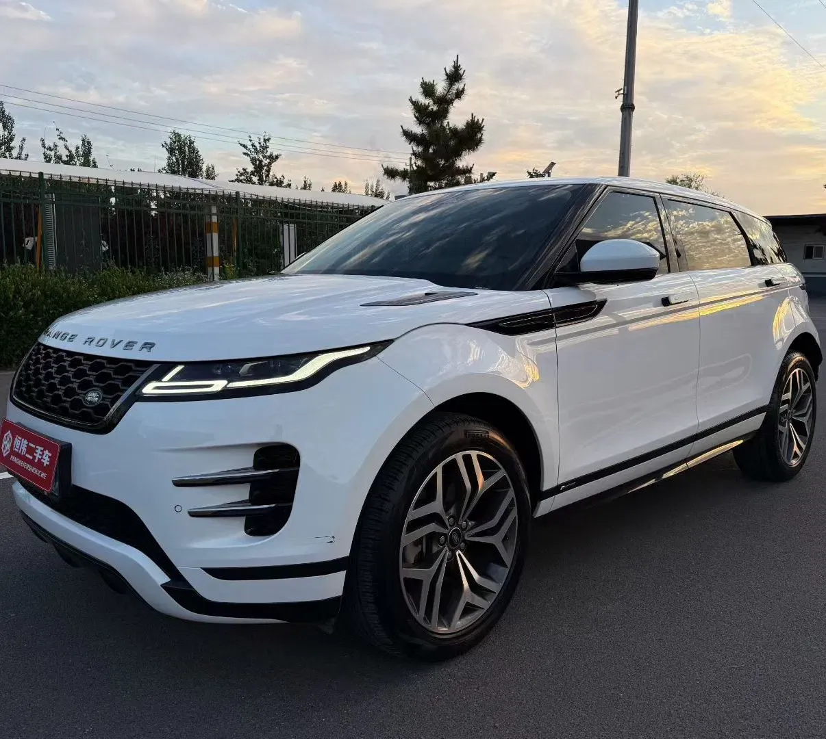 imgi_22_Powerful-Used-Car-2022-Land-Rover-Evoque-L-2-0t-48V-SUV Land-Rover Evoque– Buy Direct From China | Chinese Ev Cars in Ethiopia - Image 1